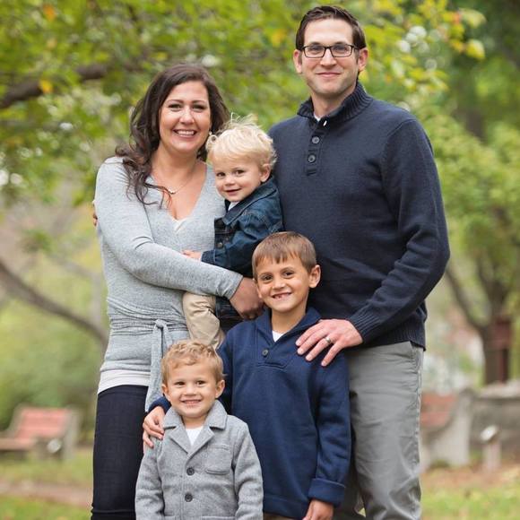 Meet your Posher, Allison - Picture 1 of 1